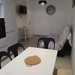 Les Violettes 3 Pieces Centre Apartamento Antibes