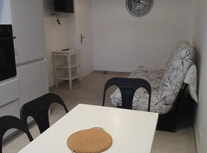 Les Violettes 3 Pièces Centre Appartement Antibes